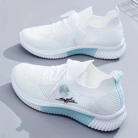 Zapatillas Daisy Premium: Confort Ergonómico y Estilo Profesional para la Sanitaria.