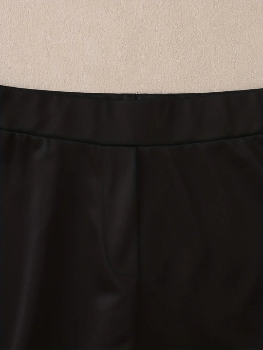 Dúo Color Block Premium: Estilo y Confort Superior para Profesionales de la Salud.