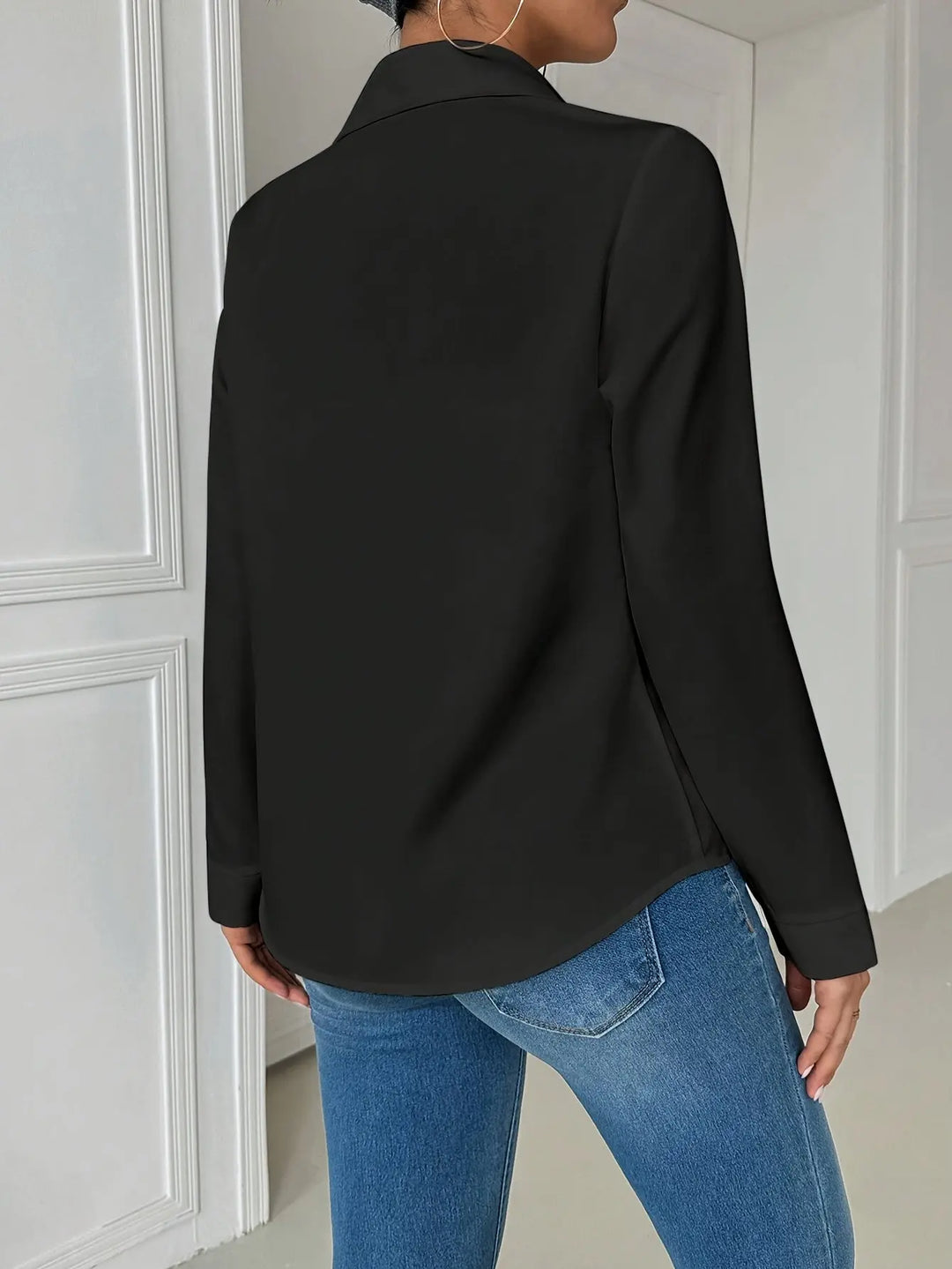 Blusa Médica Profesional: Confort Impecable y Estilo Duradero.