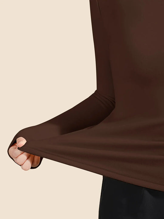 Detalle costura reforzada, tejido térmico.