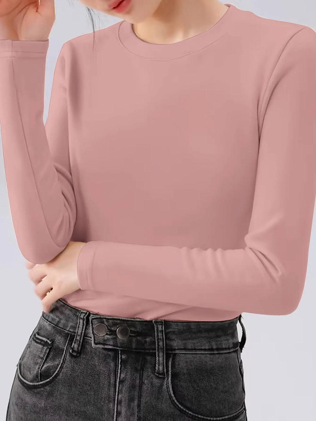 Tejido técnico premium calidez médica.