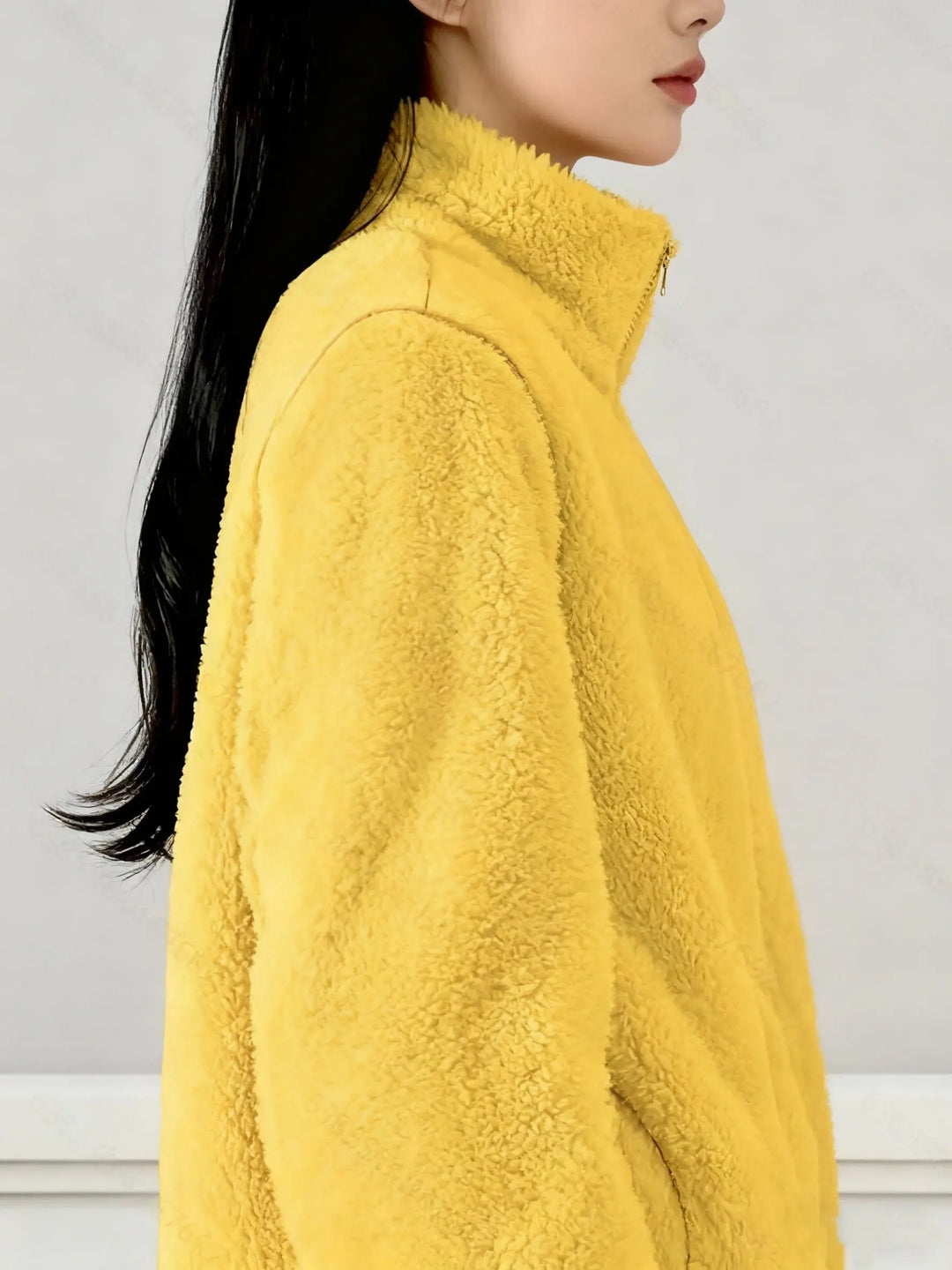 Textura polar suave microfibra ligera.