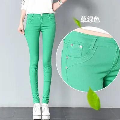 Pantalones blancos para mujer de algodón, elásticos y elegantes | MedSurgery Store.