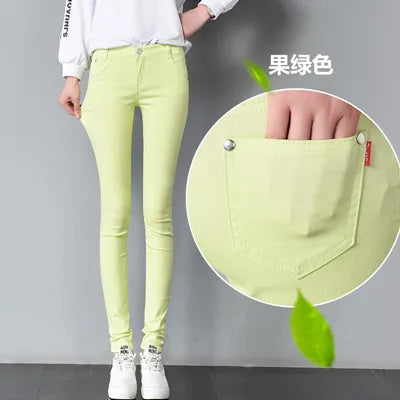 Pantalones blancos para mujer de algodón, elásticos y elegantes | MedSurgery Store.