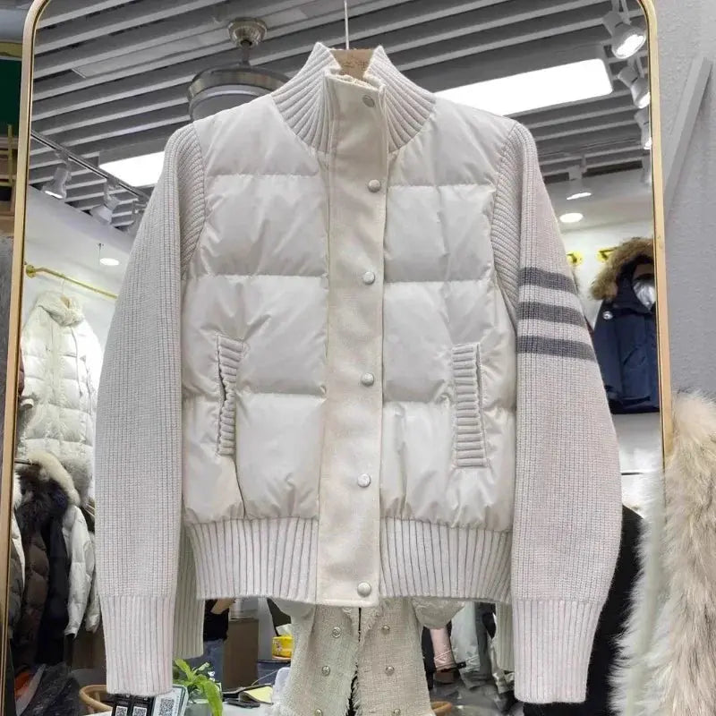 Chaqueta plumón blanca costuras acolchadas