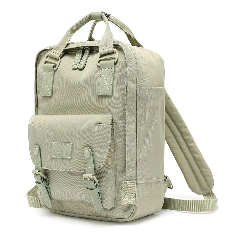 Claro, aquí tienes el texto alternativo optimizado:  **Detalle de los compartimentos de la mochila profesional sanitaria MedS