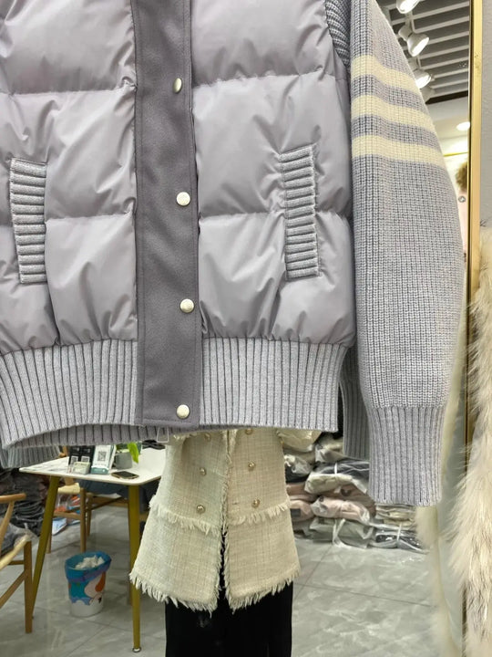 Chaqueta Plumón Blanca MedSurgery Premium: Calidez Superior y Estilo Profesional Elegante.