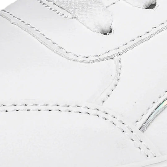 Vitality Pro: Confort Élite y Resistencia para la Profesional Sanitaria.