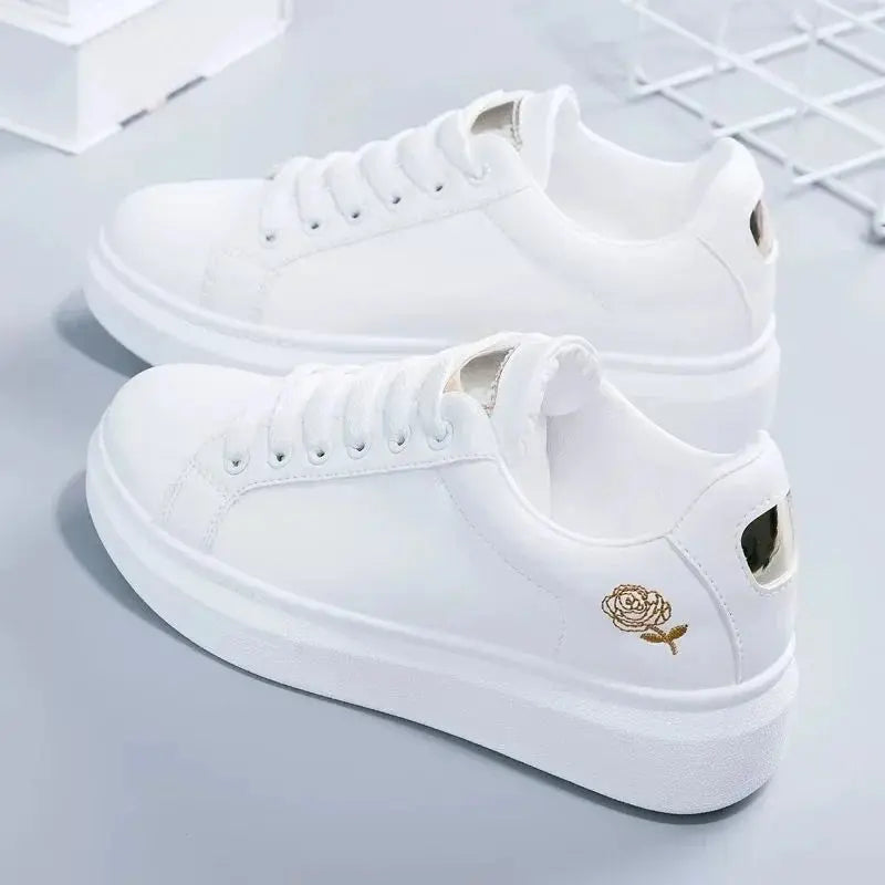 Calzado Profesional Blanco Floral: Élite en Confort y Estilo Distinguido.