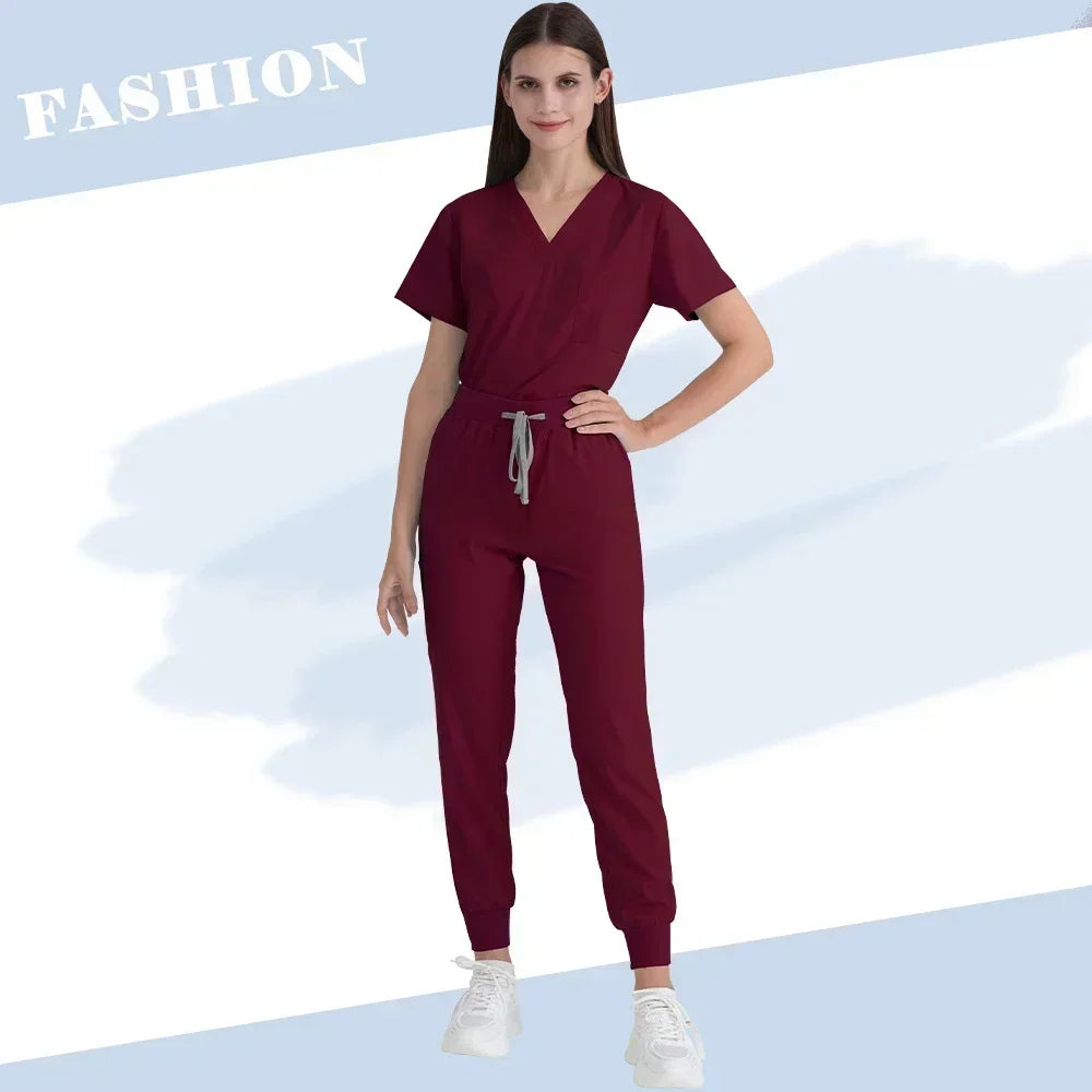 Uniforme Médico Premium para Mujer: Estilo y Confort Ergonómico para Profesionales de la Salud.