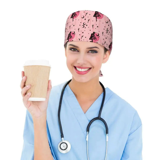 Detalle estampado estelar gorro quirúrgico.