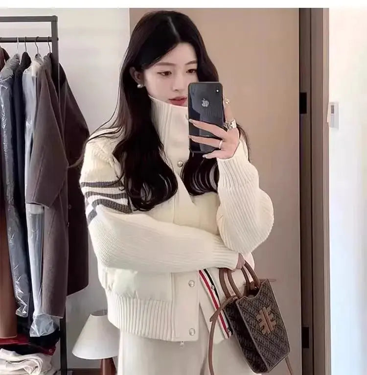 Patrón acolchado plumón blanco.