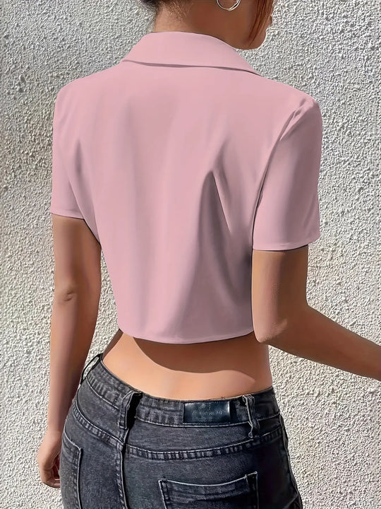 Blusa Ejecutiva MedSurgery Chic: Elegancia Duradera para la Élite Sanitaria.