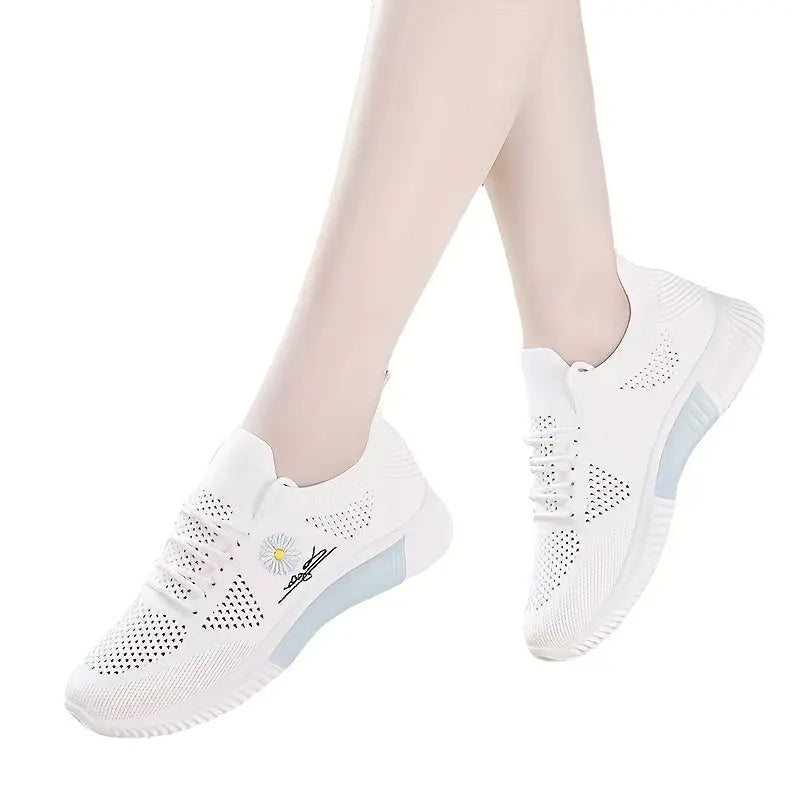 Zapatillas Daisy Premium: Confort Ergonómico y Estilo Profesional para la Sanitaria.